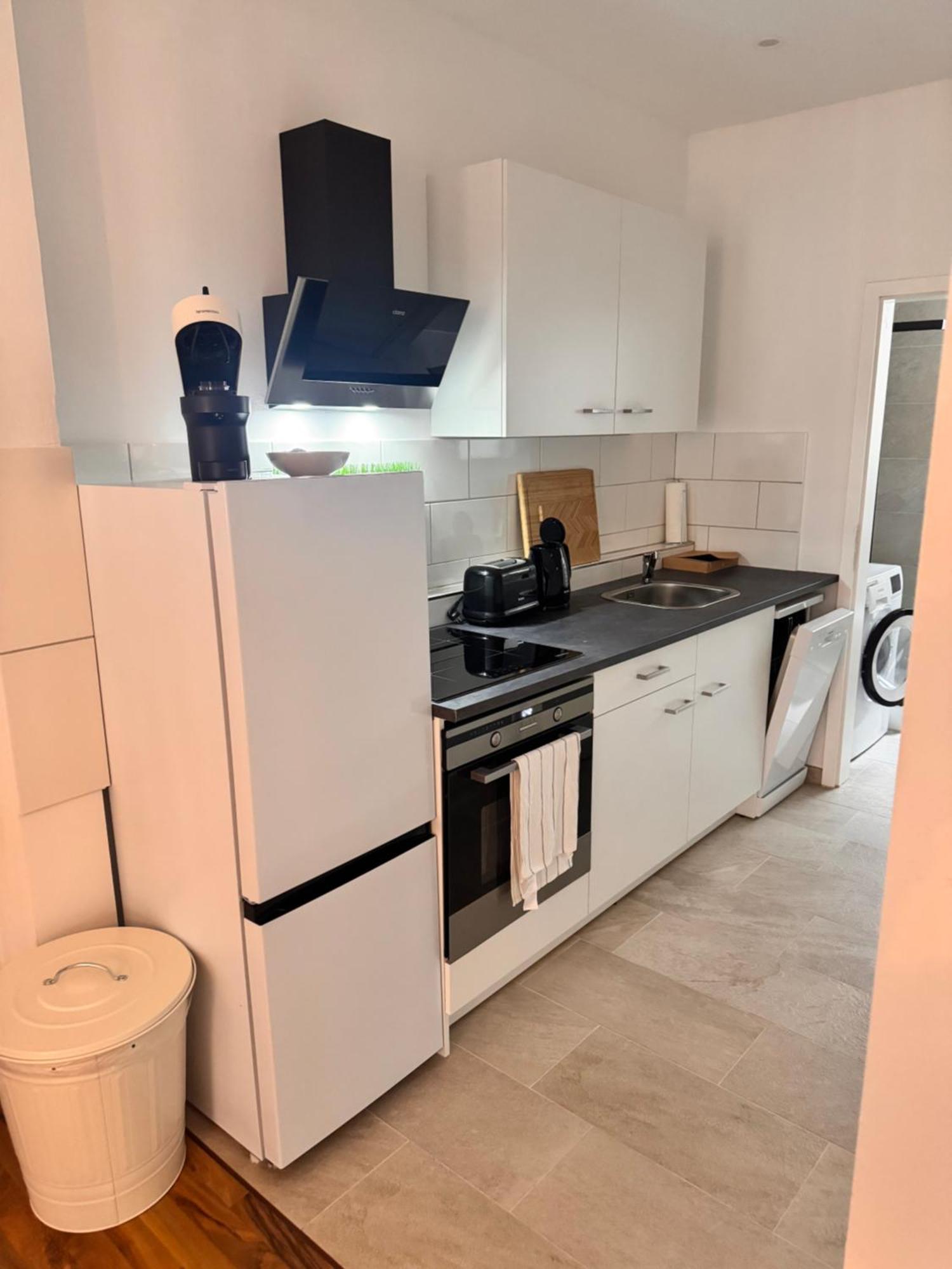 New Apartment In Magdeburg Buckau - Waschmaschine, Smart-Tv, Neues Badezimmer Exterior foto